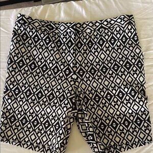 Mario Serrano Geometric Bermuda Shorts – Size 12